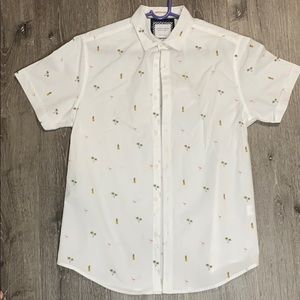 White tropical button down short sleeve sh…